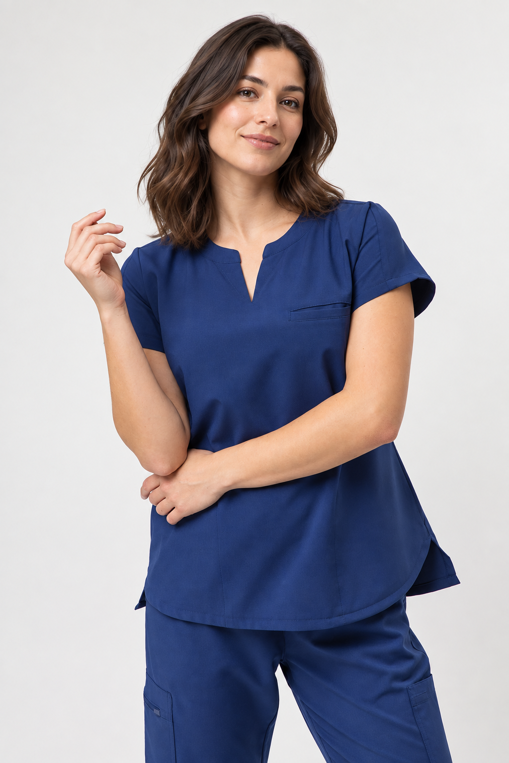 Blusa médica de mujer cuello mao Eva, color azul aciano, tres cuartos